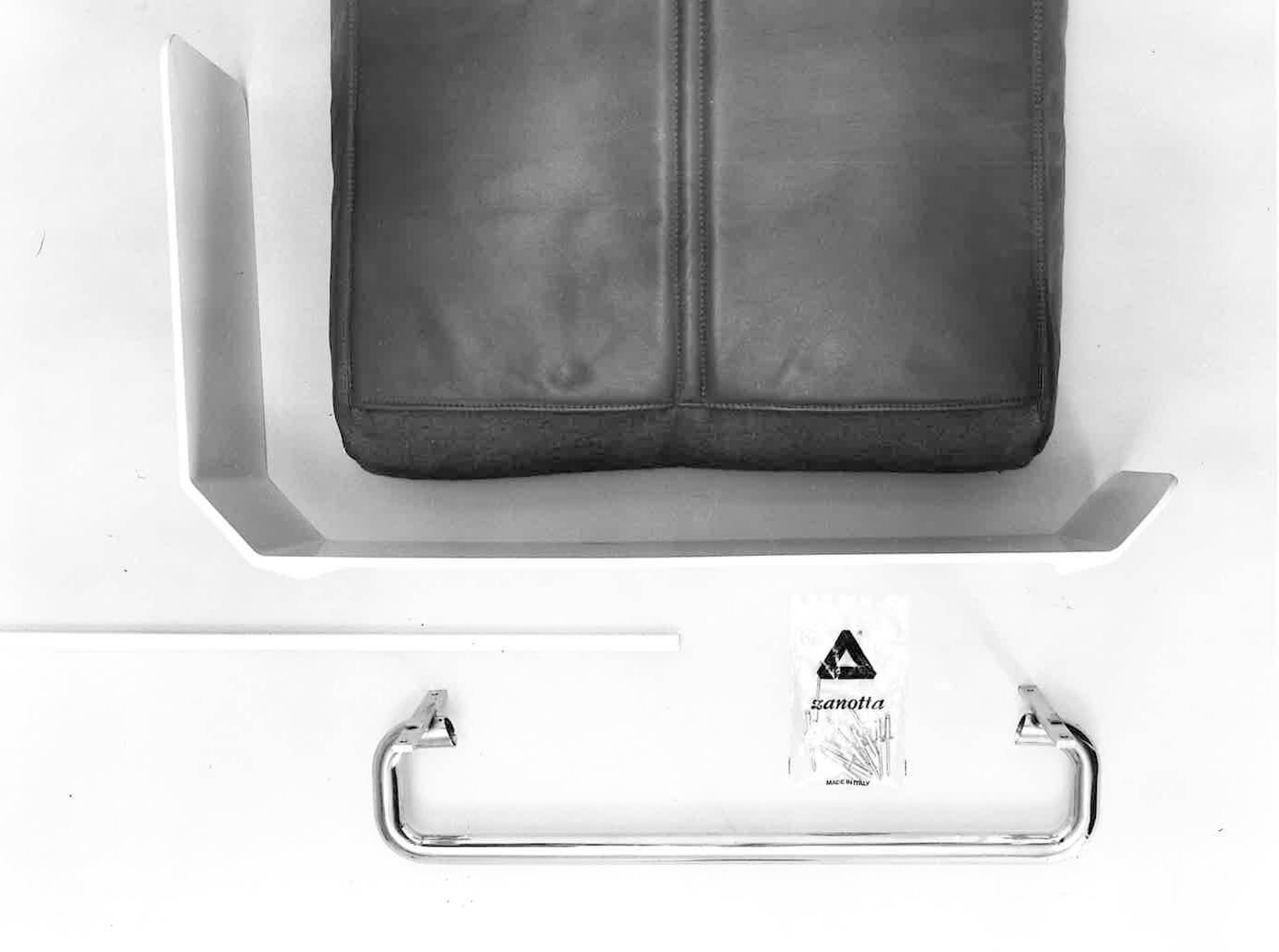 Sofa Senzafine - Prod. Zanotta, 1969